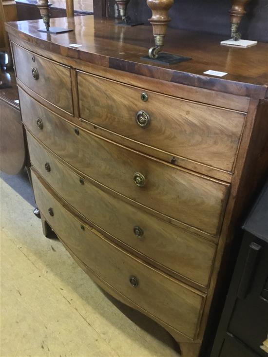 Victorian mahogany bowfront chest of drawers